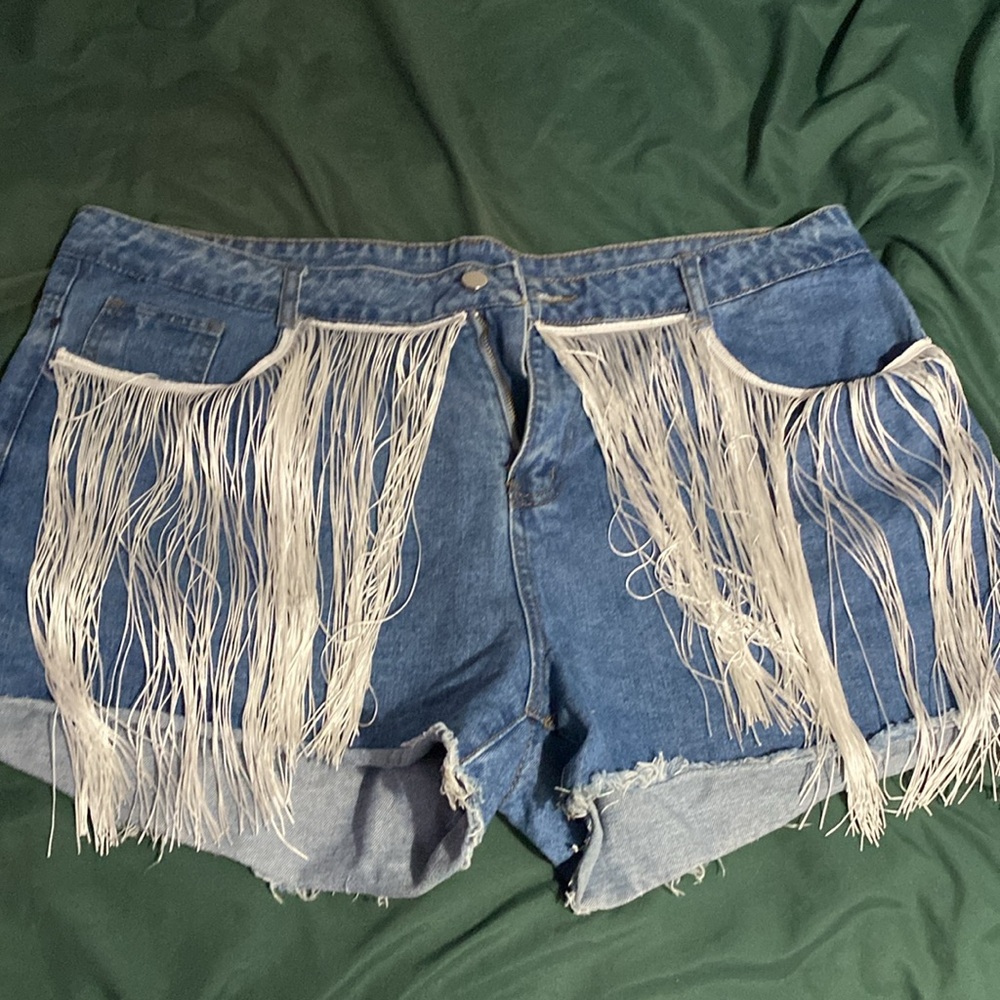 Fringe Jean shorts